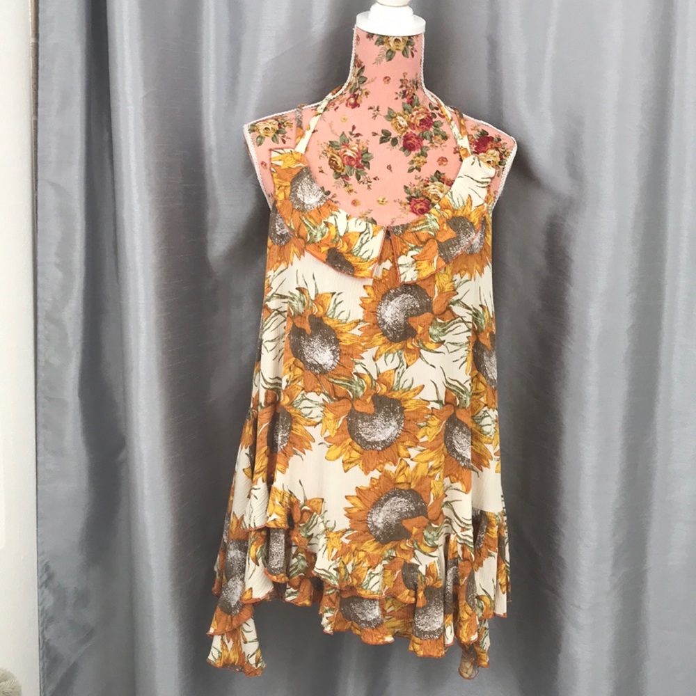 Spring Time Sunflower Lightweight Flowing Tunic